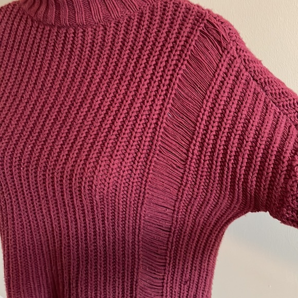 Express Red Sweater Size Small - Picture 5 of 6